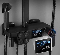 Merkloos Compleet Douchesysteem | ABS Doucheset | Mat Zwarte Hoofddouche En Handdouche | Vierkante Regendouche Voor Badkamer | Verstelbaar | Temperatuur Display | 360° Draaibaar -Grohe Winkel 1200x1092