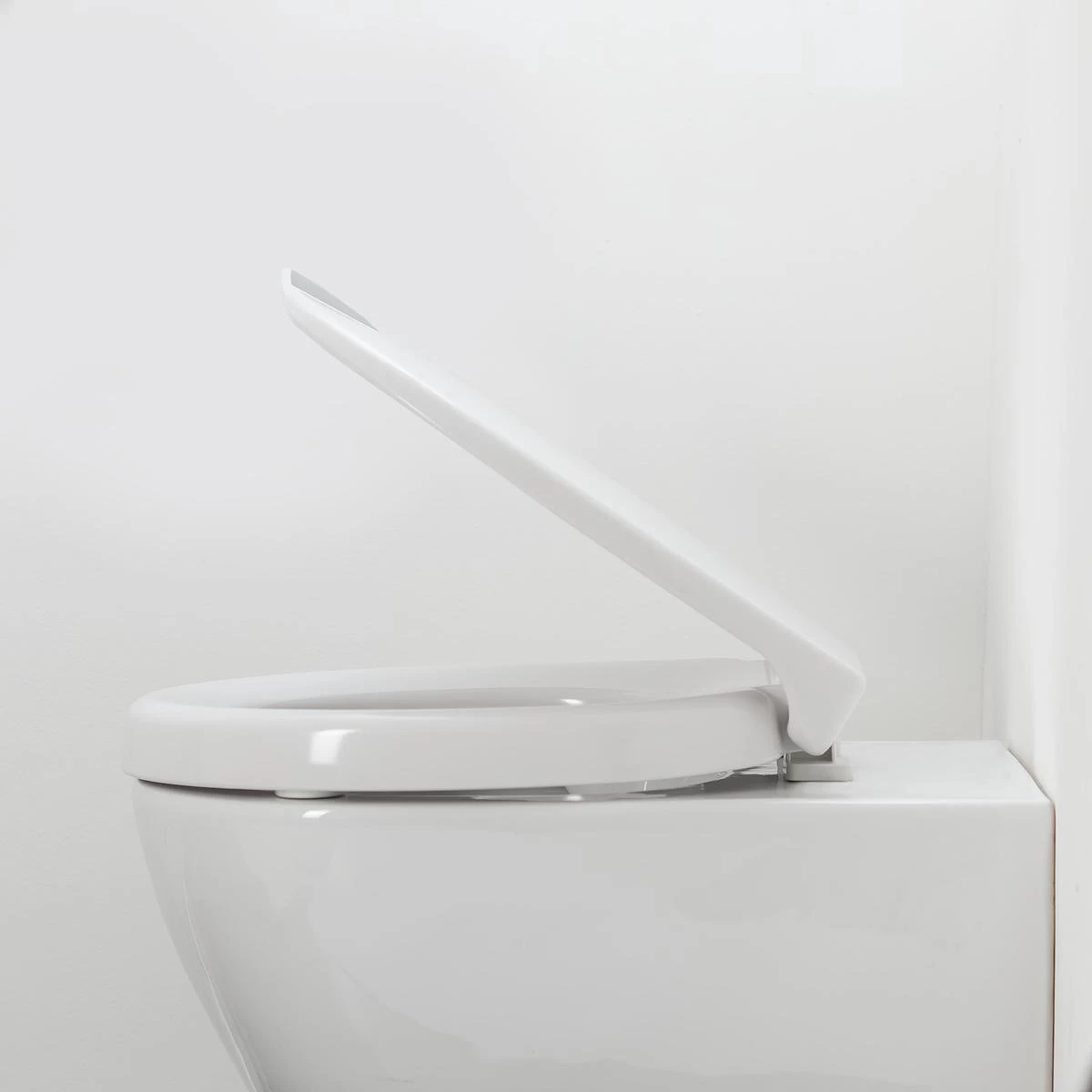 Tiger Comfort Care - Toiletbril Met Deksel - WC Bril - Softclose - Toiletverhoger 5 Cm - Duroplast Wit 7 Tiger Comfort Care - Toiletbril Met Deksel - WC Bril - Softclose - Toiletverhoger 5 Cm - Duroplast Wit - Image 7