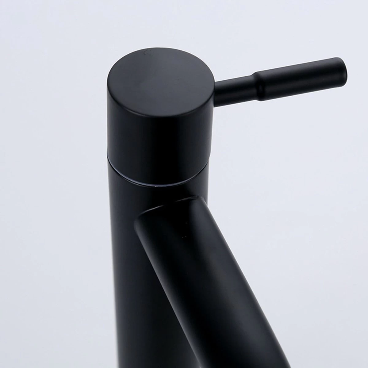 Stylumo Zwarte Toiletkraan – Fonteinkraan Zwart – Koudwaterkraan – WC Kraan – Badkamermeubel Kraan Alleen Koud Water 2 Stylumo Zwarte Toiletkraan – Fonteinkraan Zwart – Koudwaterkraan – WC Kraan – Badkamermeubel Kraan Alleen Koud Water - Image 2