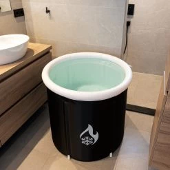 Opvouwbaar Zitbad Voor Volwassenen - Bath Bucket - Ijsbad - Inklapbaar Bad - Zwart - Opblaasbad - Inclusief Voetpomp - Inclusief Ingebouwd Zitkussen -Grohe Winkel 1200x1200 628
