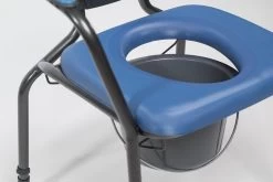 Toiletstoel Blauw Met Comfortabele Zitting En Emmer Met Deksel - Postoel -Grohe Winkel 1200x801 3