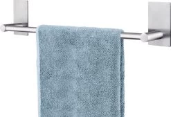 Tatkraft John - Zelkflevende Handdoekstang - Vaatdoek/Keukengerei/Handdoeken Stang Houder Rek Handdoekenrek Muur Steun - Wand Ophangsysteem Voor In De Keuken/Badkamer/Keukenkast - Handdoekrek Handdoekenstang - Zonder Boren - Geborsteld RVS - 40CM