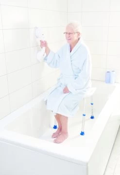 VITILITY Quick Mobile Rail - Wandbeugel Met Zuignappen - Zonder Boren - 40 Cm - Wit - Veiligheidsgreep -Grohe Winkel 818x1200