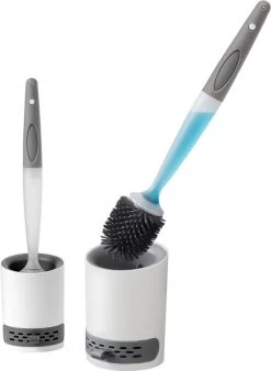 Mdxl® Siliconen WC Borstel Met Zeepdispenser - Hervulbaar - Vrijstaand Of Hangend - Sneldrogend, Hygiënisch & Antibacteriële Werking - Zonder Boren - Toilet Brush - Toiletborstel Houder - Lekbak -Grohe Winkel 878x1200