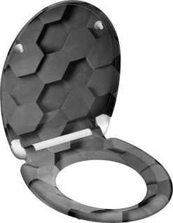 SCHÜTTE WC-Bril 82392 GREY HEXAGONS - Duroplast - Soft Close - Afklikbaar - RVS-Scharnieren - Decor - 3-zijdige Print -Grohe Winkel 929x1200 1
